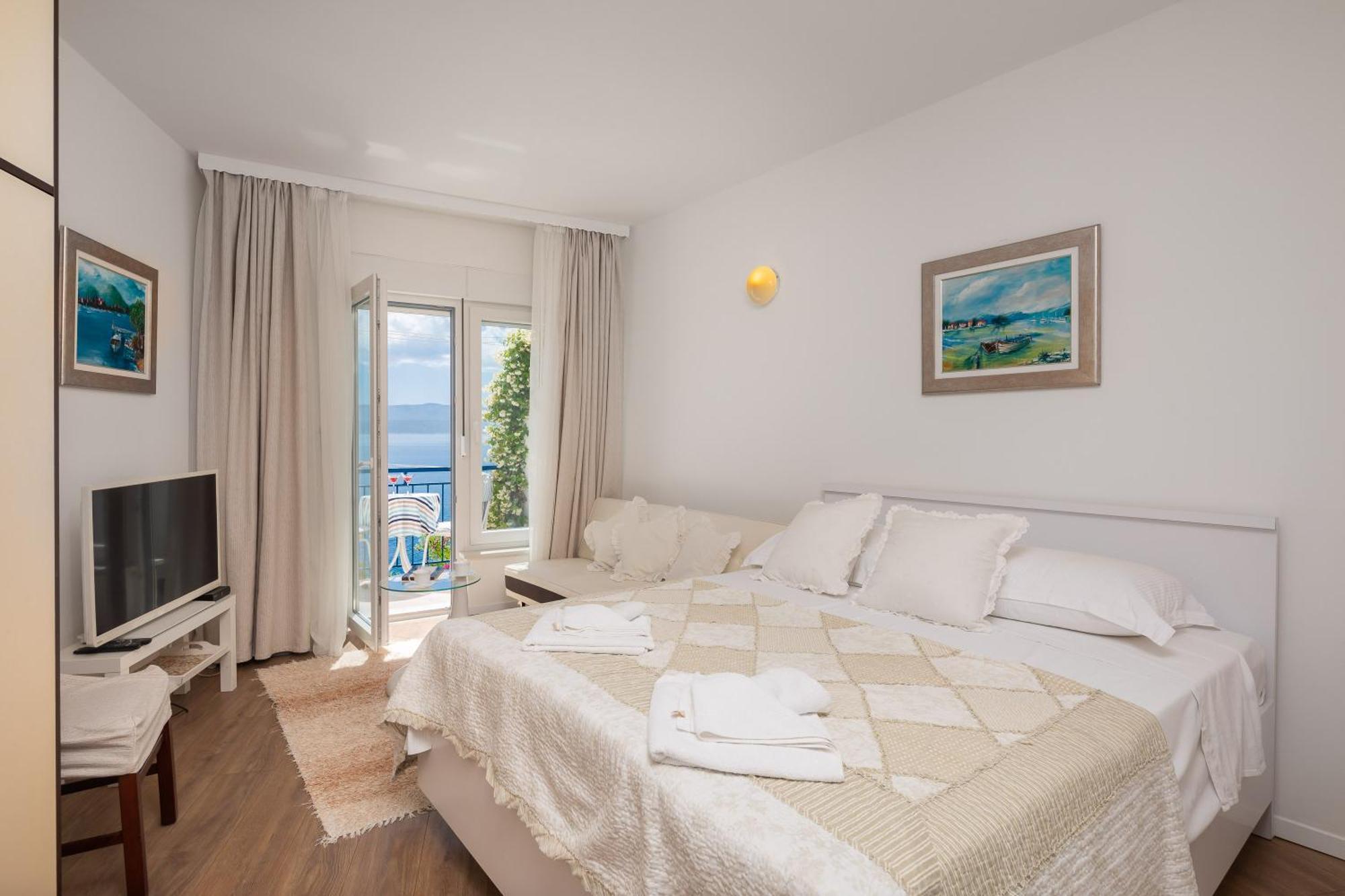 Caleta Seaview Suites II - Pool & Jacuzzi Lokva Rogoznica Exterior photo